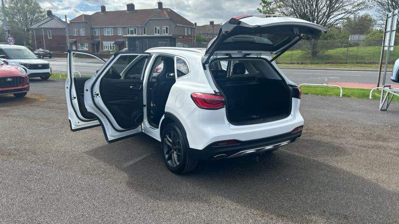 MG Hs 1.5 T-GDI PHEV Exclusive 5dr Auto Hatchback